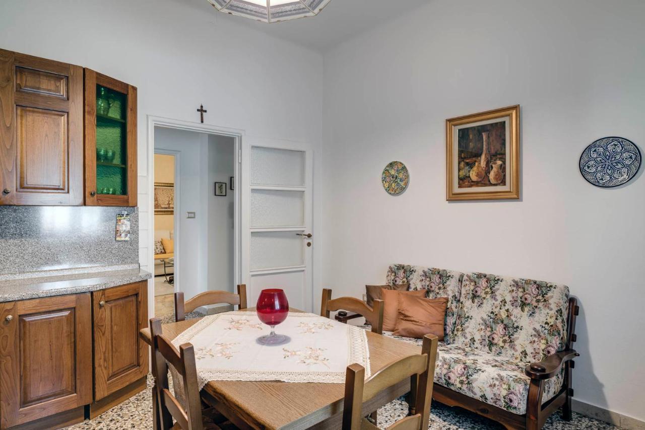 Apartment Sentirsi A Casa, Lontano Da Casa-feel At Away From Caronno Pertusella